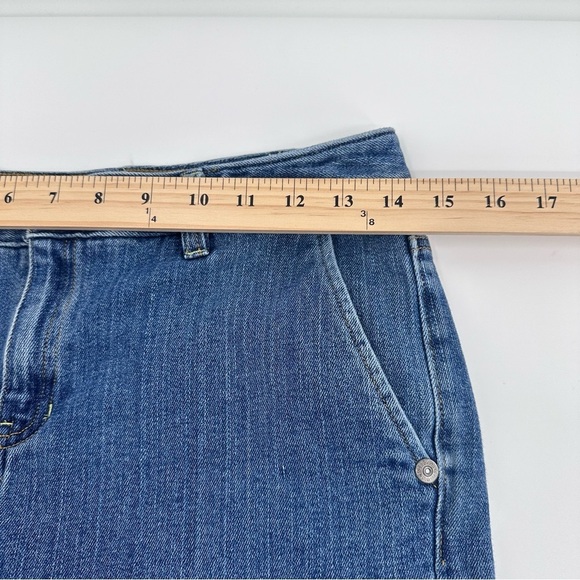 Nine West Jean Shorts Women 4 Blue Capri Mid Rise Denim Pockets Casual Bermuda - Picture 8 of 11